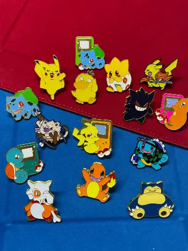Pin pokémon