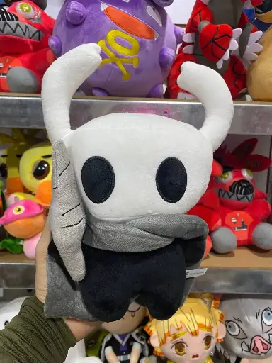 Peluches de personajes de Hollow Knight