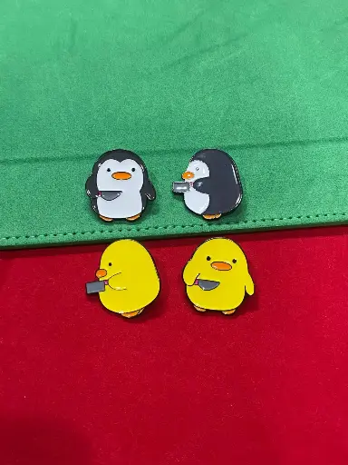 Pin pinguinos/patos