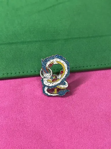 Pin viaje de Chihiro